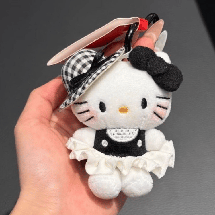 Kawaii Cat Pendant Doll Keychain Cute Fashion Sunglasses Backpack Accessories