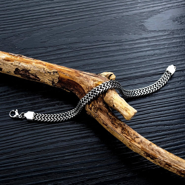 Retro Titanium Steel Bracelet for Men and Women Polished Unisex Fashion Jewelry